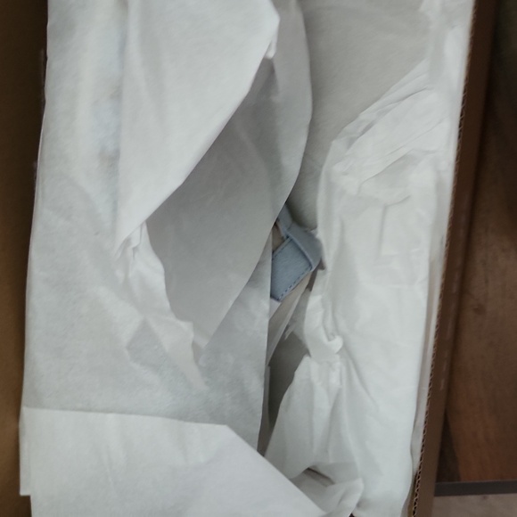 Sandals - Picture 2 of 4